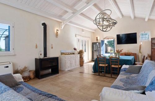 Noto House | Farmhouse in Noto with Pool and Garden