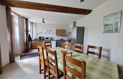 Chailly-en-Gatinais Cottage | Farmhouse Retreat in Scenic Gâtinais - Spacious, Accessible & Eco-Friendly