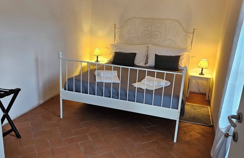 Massa Marittima Other | Farmhouse 'Scoldasu - Apollo' with Shared Pool, Wi-Fi and Air Conditioning