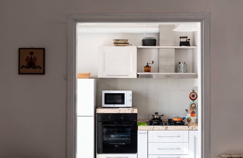 Monteriggioni House | Farmhouse 'Tramonto' with Private Terrace, Wi-Fi and Air Conditioning