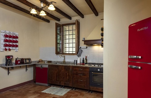 Siena Other | Farmhouse with stunning views, 10m from Siena