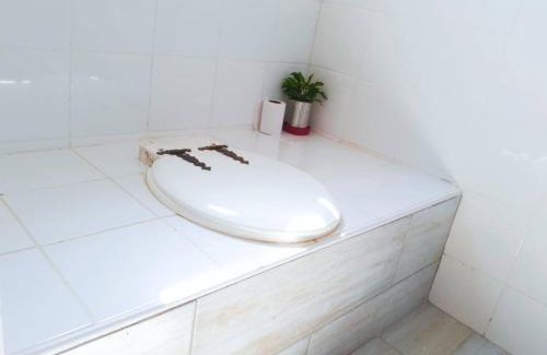 Berea House | Farmstay at off-grid self sufficient Heartwood Homestead