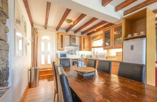 Seahouses House | Farne Lookout