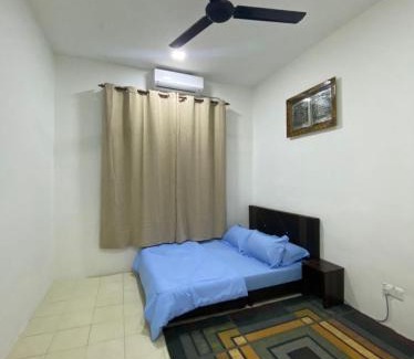 Kampong Raja House | Farnira Exclusive Homestay