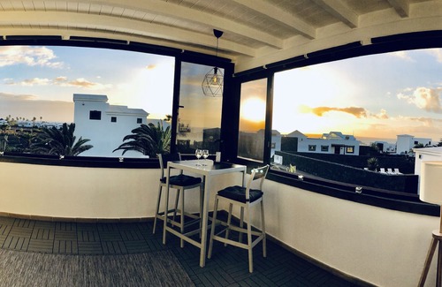 Montana Roja Villa | Faro Park, Luxury Villa (VV), heated pool, Sea views,500m shops/bars/restaurants