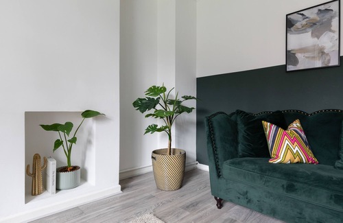 West Putney House | Fast WiFi, free parking, London getaway