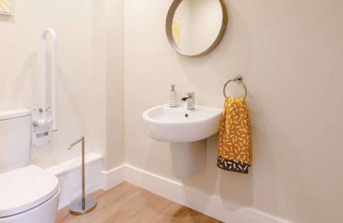 Moreton Valence Cottage | Fawn Cottage