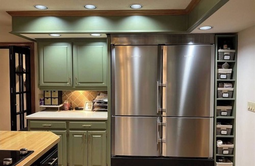 Springfield House | Feathered Nest at Fellows Lake w/Indoor POOL!