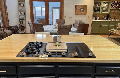 Springfield House | Feathered Nest at Fellows Lake w/Indoor POOL!