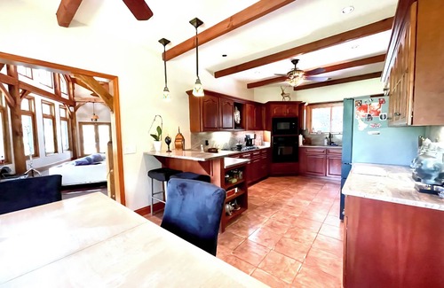 Fellowship House | Featured in Magazines! Charming house on 11 serene acres in welcoming Ocala FL