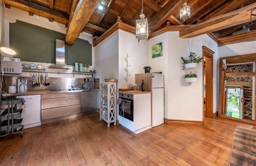 Oza de los Rios Cottage | Fee4Me La Casita de Oza