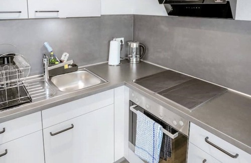 Mitte Apartment | Feel-good apartment with balcony in the center of Kiel