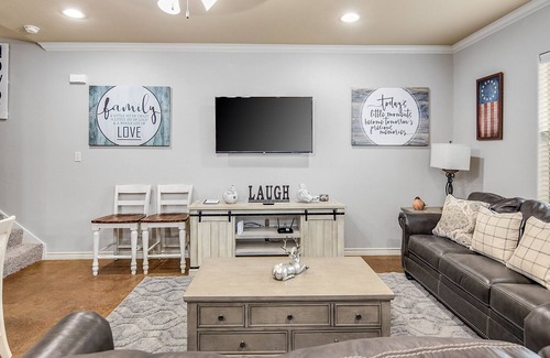 College Station House | Feels Like Home - 6 minute drive to Kyle Field