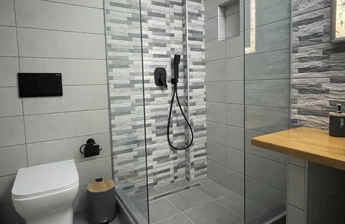 Artemida Apartment | Felicia's house