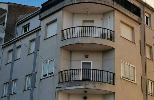 Monforte de Lemos Condo | Felisa House - Sarria Street Apartment