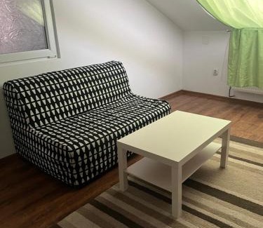 Balcesti Apartment | Felixx