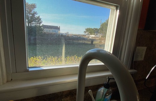 Villas House | Fenced lot,dog friendly, strong WIFI, beach view, fire pit, budget, best memory