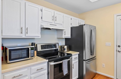 Wake Forest House | Fenced Yard * Pet Friendly * Walk to Downtown