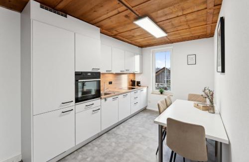 Grabs Apartment | FENUS SGT10 Panoramaview Parking Kitchen