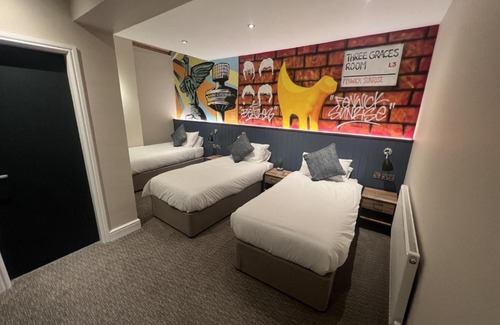 Liverpool City Centre Hotel | Fenwick Sunrise Hotel