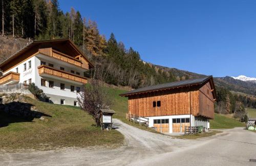 San Giovanni Apartment | Ferienwohnung am Zehenthof