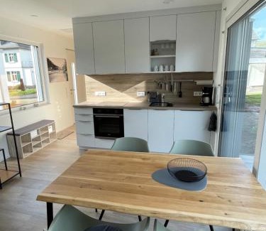 Wiltingen Apartment | Ferienbungalow Kampenheissji