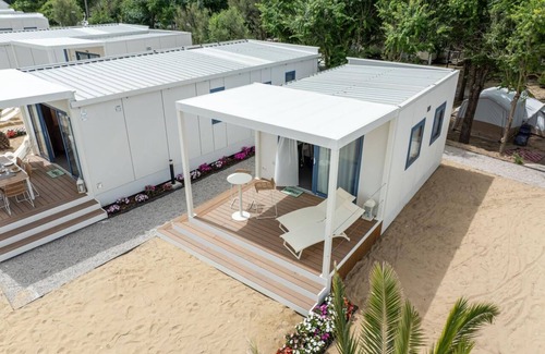 Duna Verde Apartment | Feriendorf San Francesco Deluxe Lodge Sea View Suite für 2 Personen