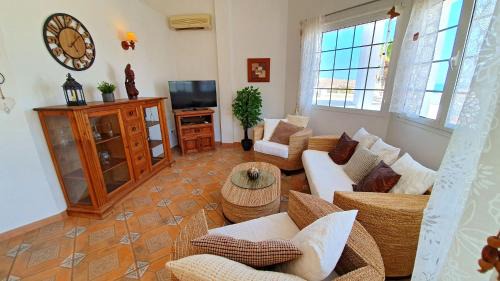 Tarajalejo Apartment | Ferienhaus Casa Blanca - Tarajalejo - Glasfaserinternet - Meerblick