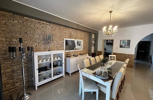 Duce House | Ferienhaus für 10 Gäste mit 350m² in Omiš