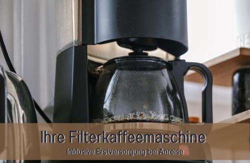 Hockelheim Apartment | Ferienhaus Höckelheim - FeWo Blaue Lagune - neu, modern & geräumig - 100 qm - 3 Schlafzimmer - bis 6 Gäste, Babies reisen gratis - Garten, Grill & Terrasse - Fußbodenheizung - Smart-TV - Küche mit Backofen, Spülmaschine & Toaster - nahe Göttingen