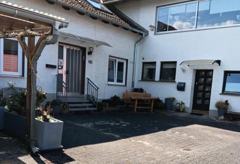 Eitorf Apartment | Ferienhaus Huckenbröl