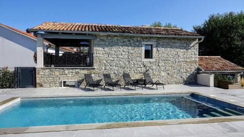 Pazin House | Ferienhaus mit Privatpool für 6 Personen ca 57 qm in Zarecje, Istrien Binnenland von Istrien