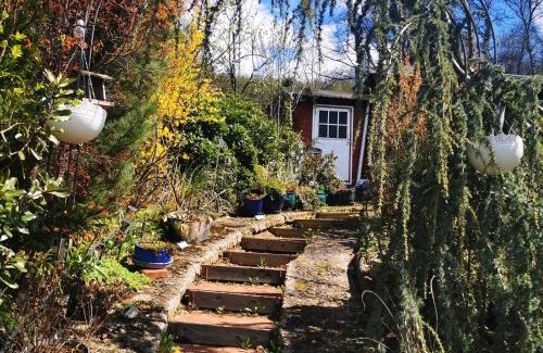 Hemer Apartment | Ferienhaus mit riesen Garten, drei Terrassen, toller Aussicht am Waldrand, auch als Monteur-Wohnung