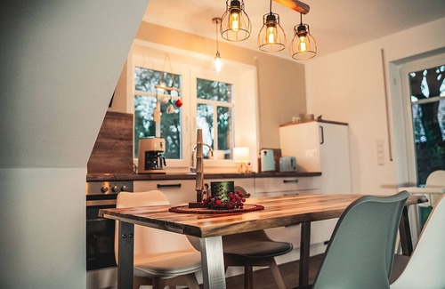 Tannenhausen House | Ferienhaus Regine am See mit Privatstrand - Regine