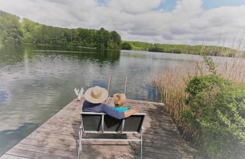 Feldberger Seenlandschaft Apartment | Ferienhaus Regner „Das Anwesen am See“ *