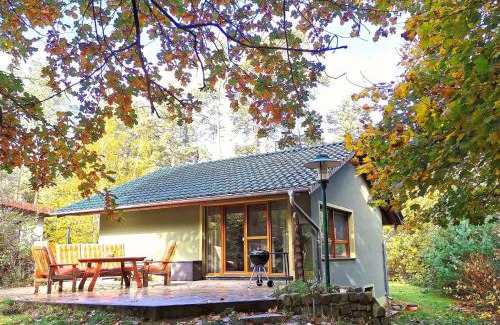 Schonberg House | Ferienhaus Seensucht - Natur am See & im Wald mit Kamin