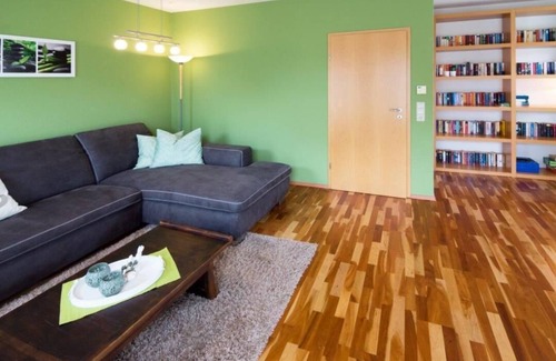 Norddeich House | Ferienhaus Waterkant - bis 6 Personen mit Garten