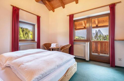 Castelrotto Apartment | Ferienparadies Sabina Latsche