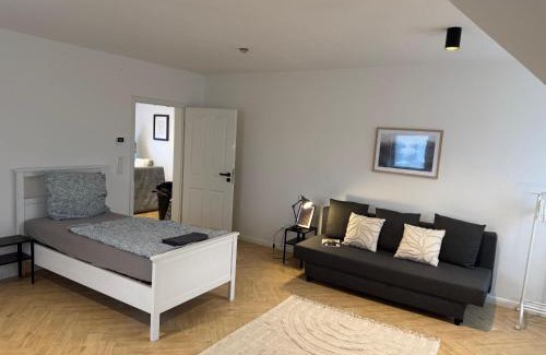 Worms House | Ferienunterkunft Lutherbaum 4 Zimmer