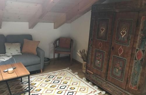 Oberschonau Apartment | Ferienwohnung Seinerzeit - kuschelige Dachwohnung