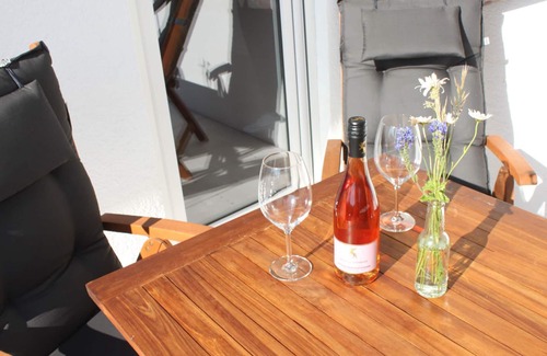 Burladingen Apartment | Ferienwohnung 1, 55 qm, 1 Schlafzimmer mit Doppelbett und 1 Schlafsofa, Max. 4 Personen