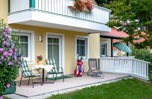 Bad Birnbach Apartment | Ferienwohnung 2 | Gut ausgestattete behindertenfreundliche Komfortwohnung mit Sonnenterrasse