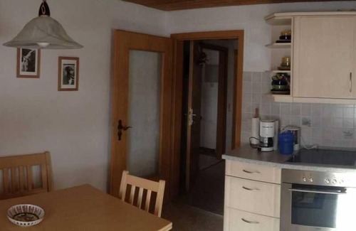 Ruhpolding Apartment | Ferienwohnung 85qm, Balkon, Küche, 2 Schlafzimmer, Wohnzimmer, max 6 P