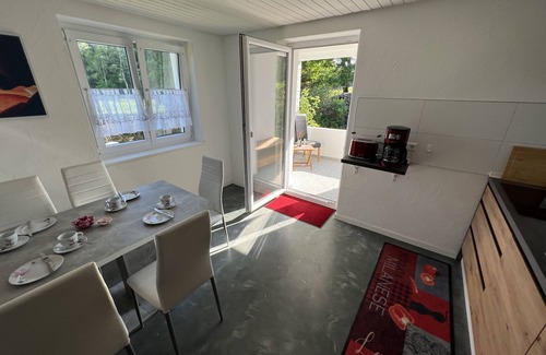 Wangen im Allgaeu Apartment | Ferienwohnung, 90 qm, 2 Schlafzimmer, Wohn-/schlafzimmer, Balkon, Max. 6 Personen