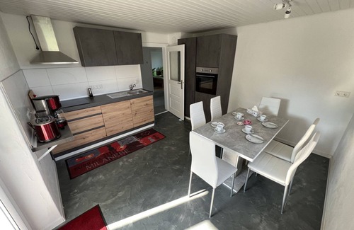 Wangen im Allgaeu Apartment | Ferienwohnung, 90 qm, 2 Schlafzimmer, Wohn-/schlafzimmer, Balkon, Max. 6 Personen