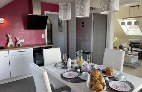 Schauenstein Apartment | Ferienwohnung am Goldberg mit überdachter Loggia
