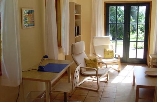 Loopstedt Apartment | Ferienwohnung am Noor nahe Schleswig und dem Wikingerdorf Haithabu