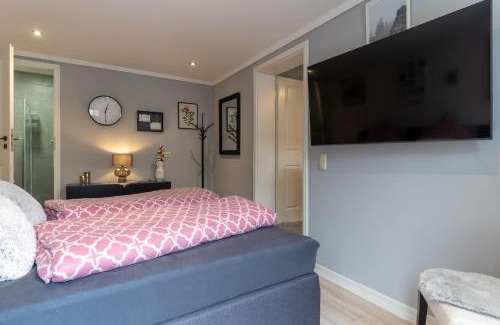 Toenning Apartment | Ferienwohnung Am Schloßpark