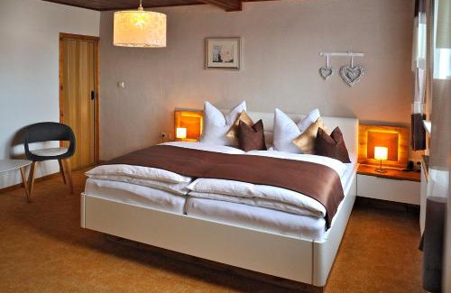 Masserberg Apartment | Ferienwohnung "An den Kurwiesen"