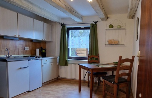 Bringhausen Apartment | Ferienwohnung Bärenhöhle - Ferienwohnungen Kupille